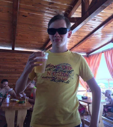 Андрей, выпускник Aroken